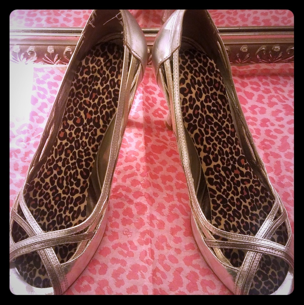Womens Shoes
